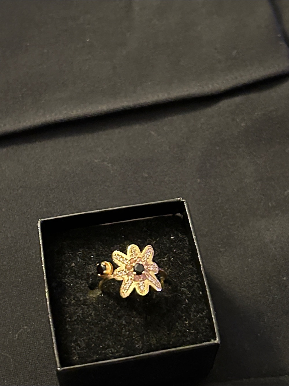 Anthropologie Amorcito wild bloom ring. Black chalcedony, pink tourmaline.